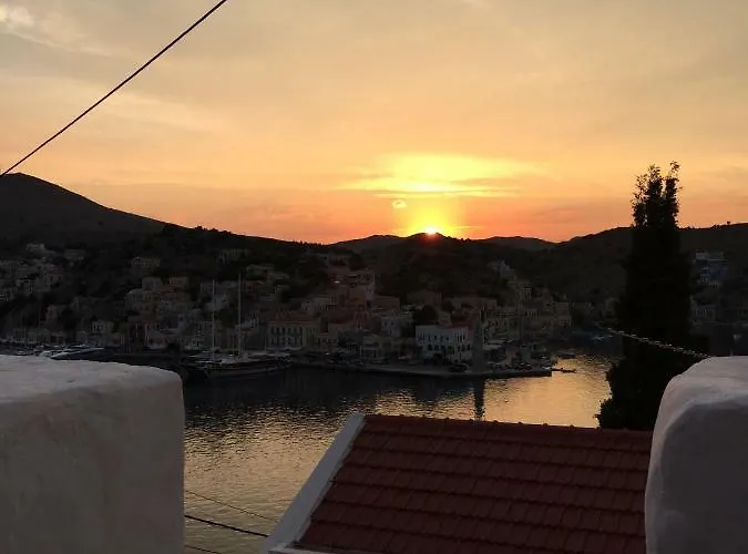 Plesner House, Greece Sými